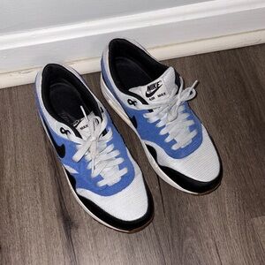 Nike Air Max Men's Sneakers - Blue, White, and Black